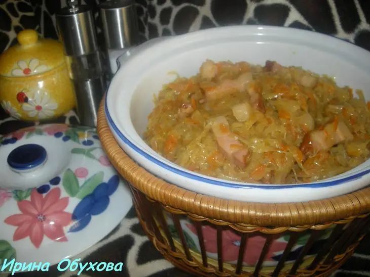 Капуста, запеченная с беконом в горшочке: шаг 3