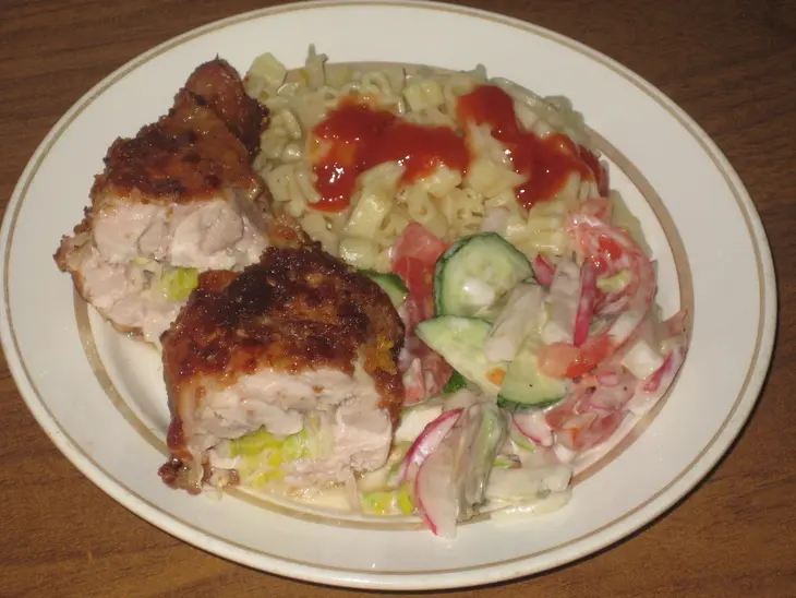 Куриные ножки,фаршированные сыром и луком-пореем.: шаг 8