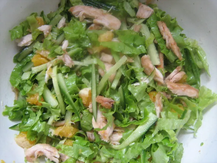 Салат с куриной грудкой и апельсинами: шаг 5