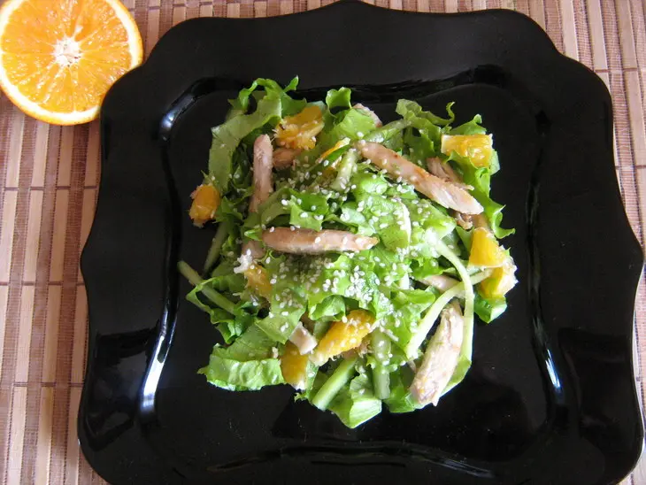 Салат с куриной грудкой и апельсинами: шаг 6