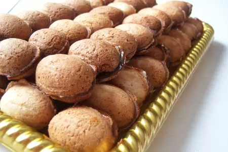 Самые вкусные орешки с кремом на основе варёной сгущенки. рекомендую.: шаг 1