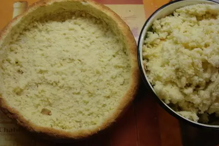 Бисквитный пирог с ягодами и кремом.: шаг 3