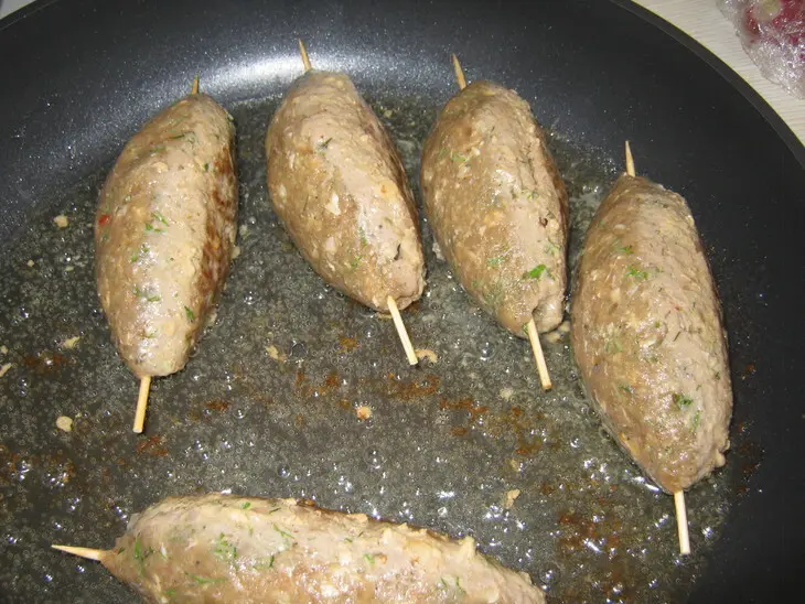 Котлетки восточные  на шпажках.-(kebab chobi): шаг 6