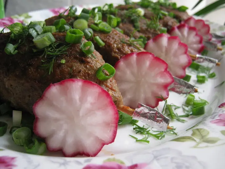 Котлетки восточные  на шпажках.-(kebab chobi): шаг 8