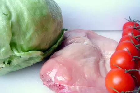 Салат с грудками, с двойным соусом: шаг 8