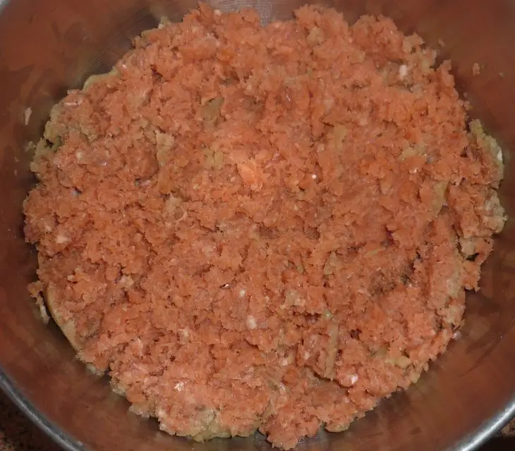 Котлеты из горбуши с сыром: шаг 1