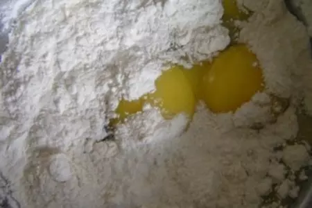 Нежные равиоли с курицей и сельдереем: шаг 7