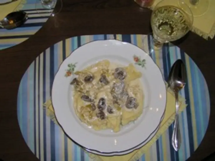 Нежные равиоли с курицей и сельдереем: шаг 17