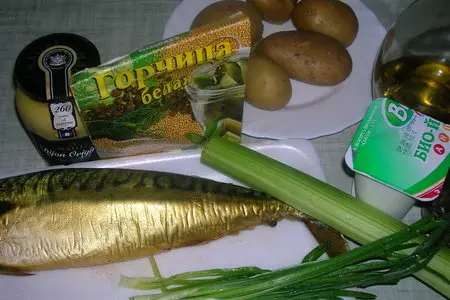 Картофельный салат со скумбрией в горчичной заправке: шаг 1