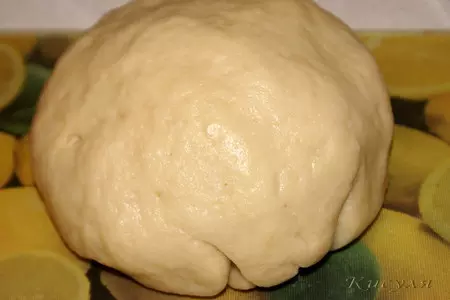 Заварное дрожжевое тесто и пирог с яблоками из него: шаг 4