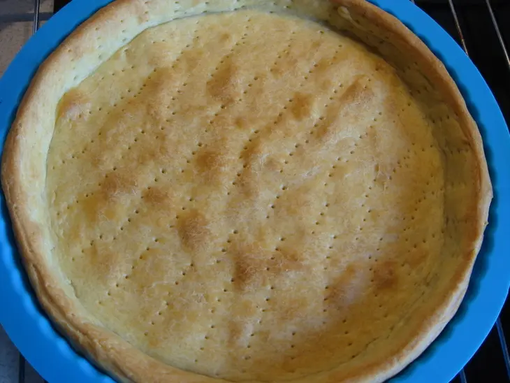 Пирог с кабачками и сыром.: шаг 6