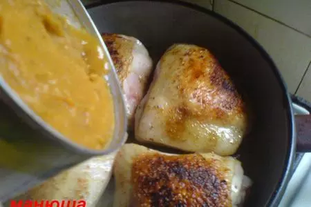 Курица в кабачковой икре: шаг 2