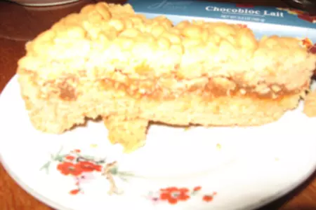 Пирог из песочного теста со сгущенкой: шаг 4