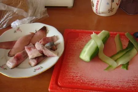 Русская закуска с селедкой: шаг 1