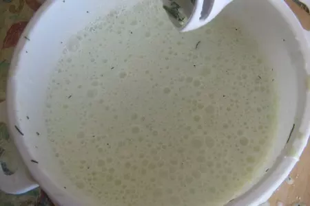 Холодный огуречный суп с икрой и авокадо.: шаг 4