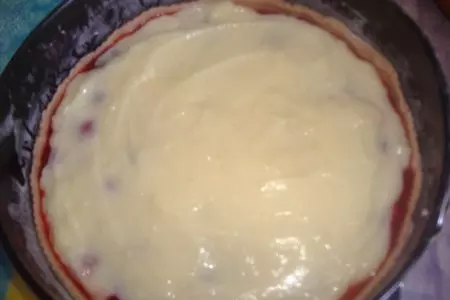 Клубничный пирог с заварным кремом: шаг 6