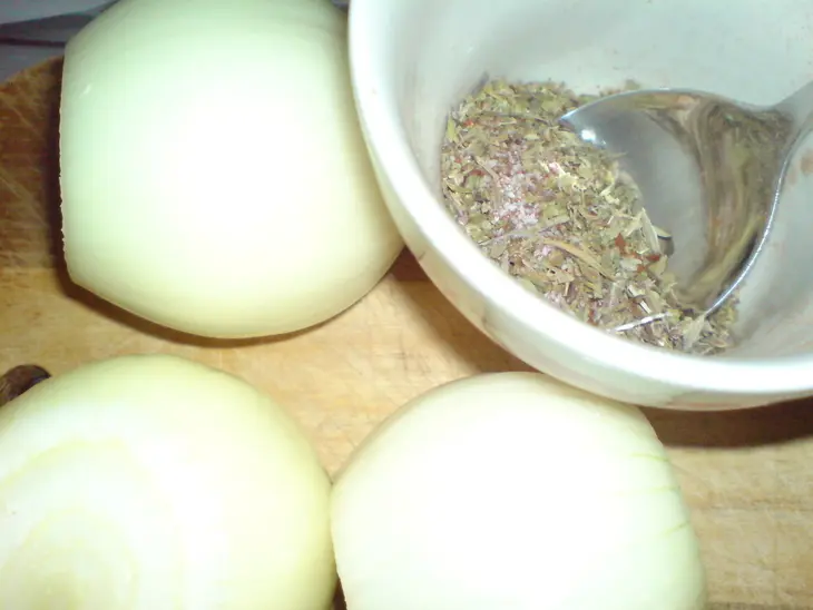 Мясо индейки с брынзой по-гречески: шаг 1