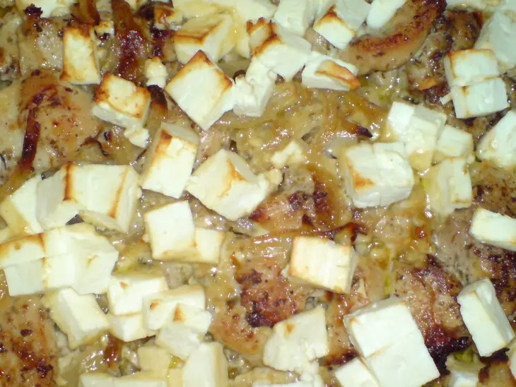 Мясо индейки с брынзой по-гречески: шаг 9