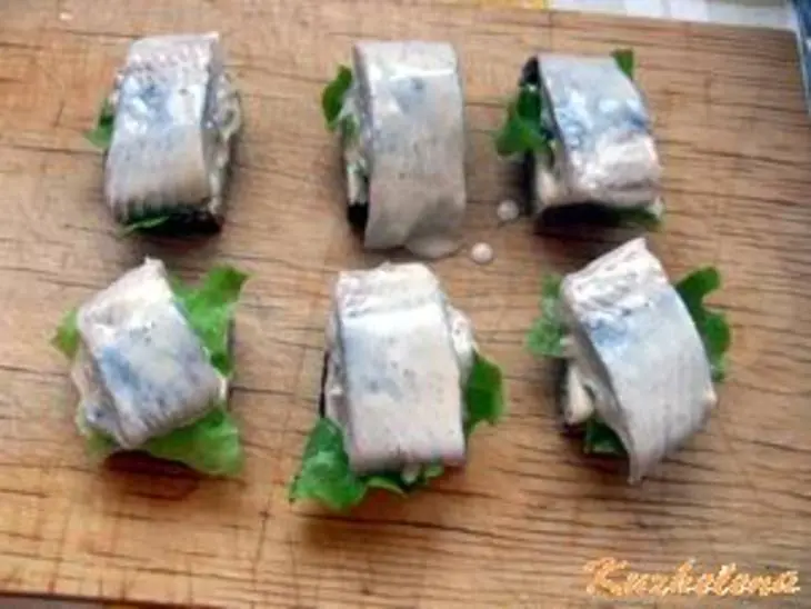 Закуска из селедочки в соусе: шаг 5