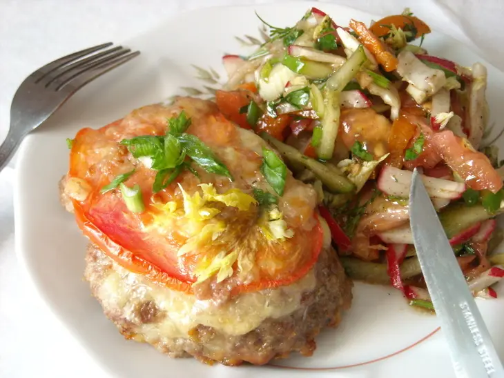 "мясное гнездо" с помидорами: шаг 6