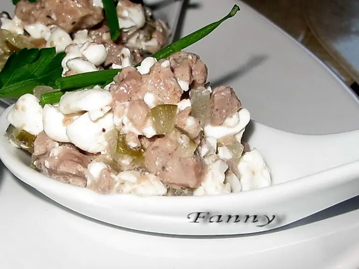 Закуска с печенью трески и домашним сыром: шаг 2