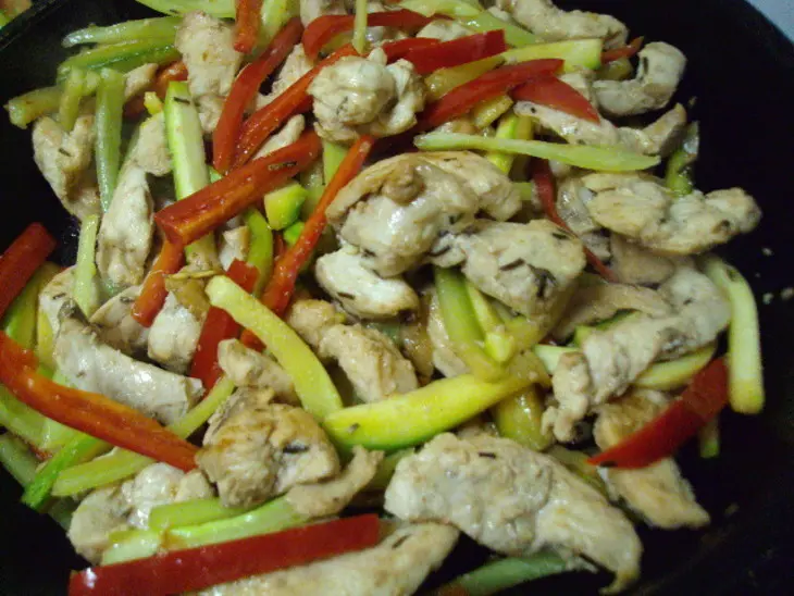 Пикантная куриная грудка, почти по-китайски: шаг 5