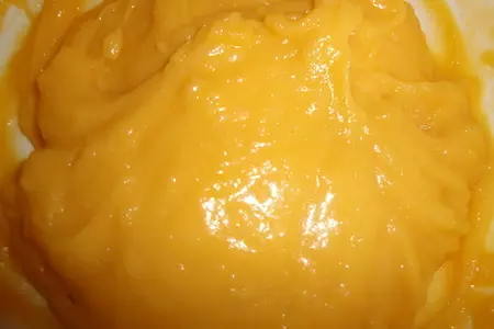 Шу с кремом патисьер и клубничным соусом: шаг 2