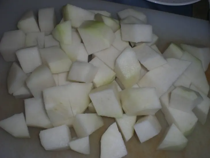 Курочка запечённая с кольраби и овощами: шаг 2
