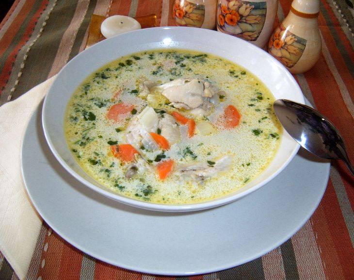 Спаржевый-куриный суп со сливками и галушками: шаг 1