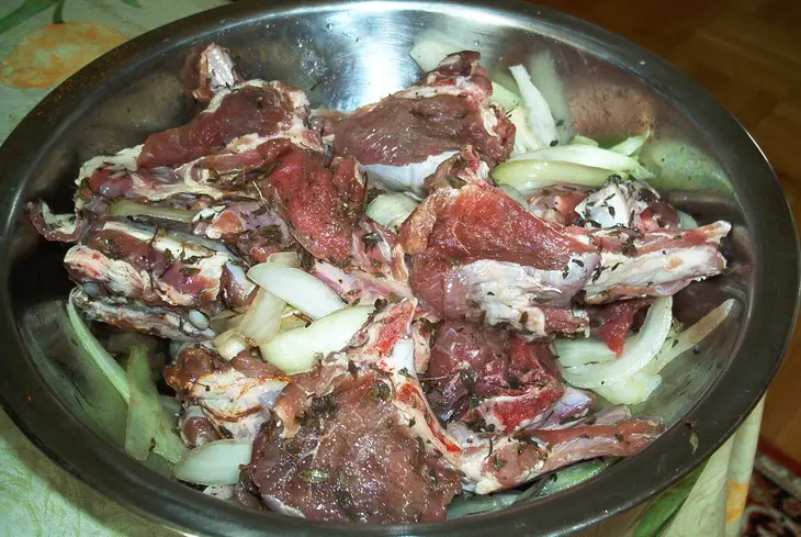 Бараньи ребрышки в жировой сетке: шаг 1