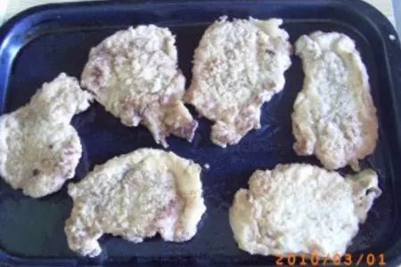 Мясо в "грибной шапке": шаг 1