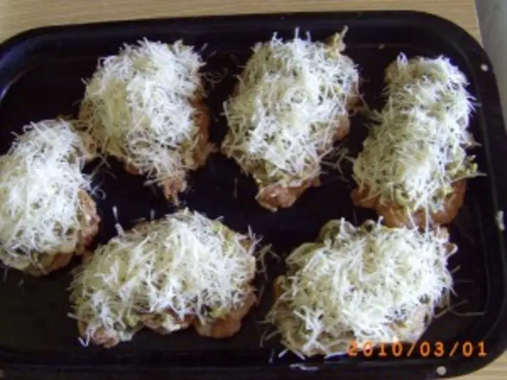 Мясо в "грибной шапке": шаг 2
