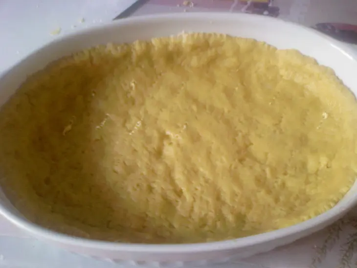 Яблочный пирог под безешной шапочкой: шаг 3