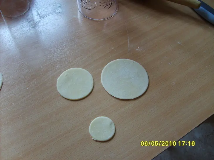 Хворост,,розочки´´: шаг 5