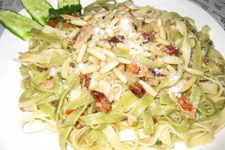 Паста с тунцом (tagliatelle with tuna and sun dried tomatoes): шаг 9