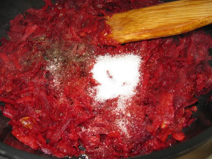Холодный борщ (с рыбой и грушами).   ): шаг 3