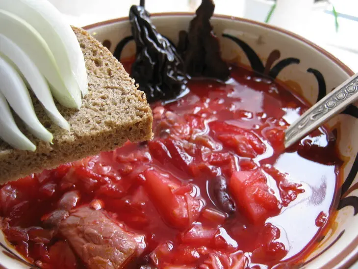 Холодный борщ (с рыбой и грушами).   ): шаг 6