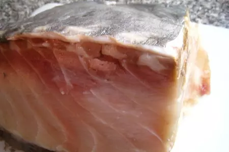 Белуга запеченная под сырной корочкой: шаг 1