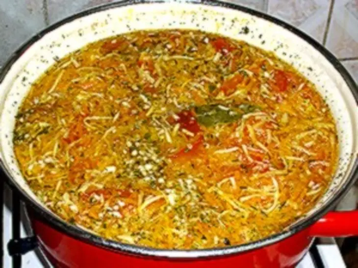 Овощной суп в оптимистичных тонах: шаг 5