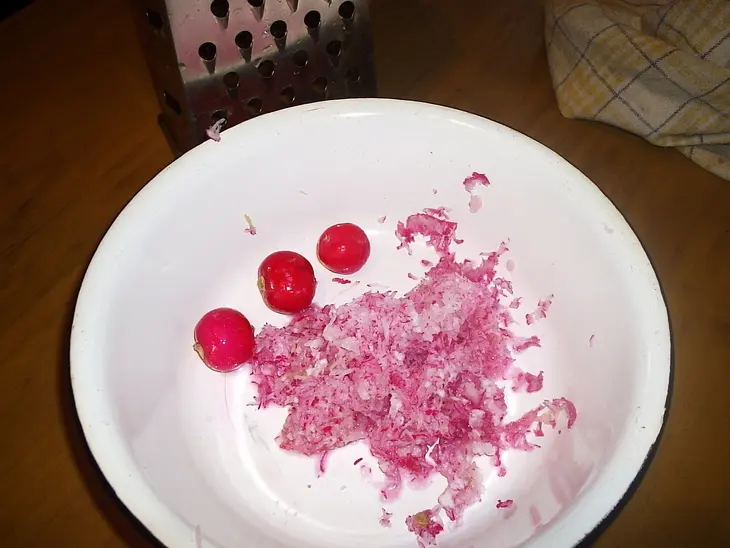 Рулет из семги с творожным сыром и редисом: шаг 2