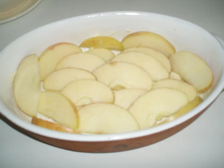 Карбонат в горчичном соусе с яблоками.: шаг 2