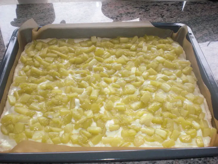Rhabarberkuchen // пирог из ревеня: шаг 3