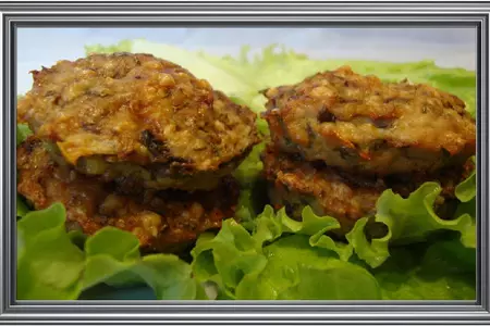 Лёгкие куриные котлетки и мини-запеканочки с руколой,пармезаном и шампиньонами: шаг 4
