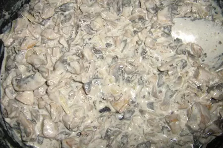 Нежный кабачковый рулет с шампиньонами.: шаг 5
