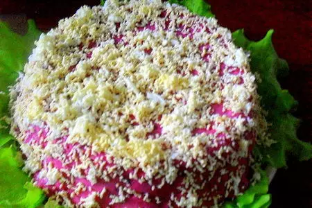 Закусочный селёдочный торт-желе(вариации на тему "селедки под шубой": шаг 7
