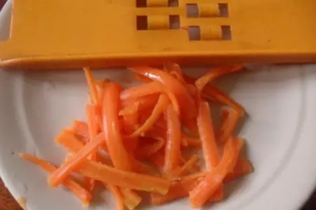 Закусочный селёдочный торт-желе(вариации на тему "селедки под шубой": шаг 9