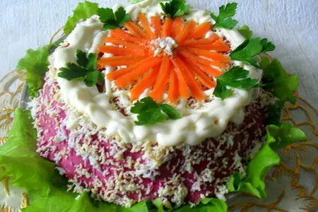 Закусочный селёдочный торт-желе(вариации на тему "селедки под шубой": шаг 12