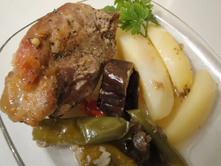 Пряная свинина с овощами и сыром  запечёная в рукаве-рецепт выходного дня: шаг 5