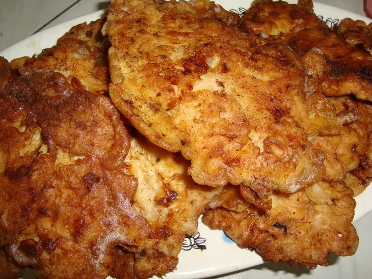 Картофельное лукошко и мясо в сырно-майонезной корочке: шаг 3