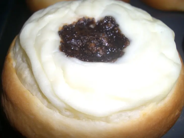 Ватрушки с  маковой начинкой: шаг 5